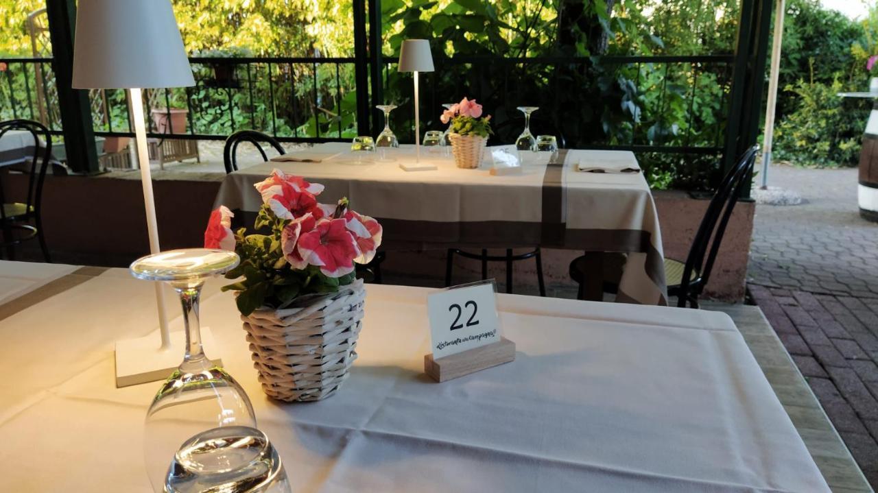 Hotel Ristorante Alla Campagna San Giovanni Lupatoto Exteriör bild